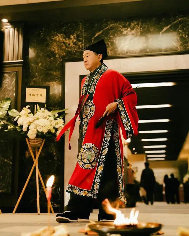 《破·地狱》送先人往生，破地狱破的是女性月经羞耻
