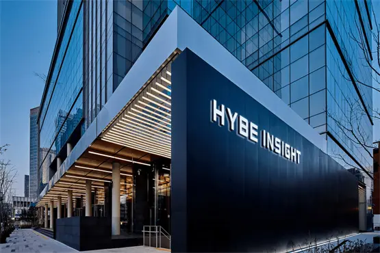 HYBE音乐集团旗下16位艺人与制作人正式加入美国录音学院，成为新一届投票会员