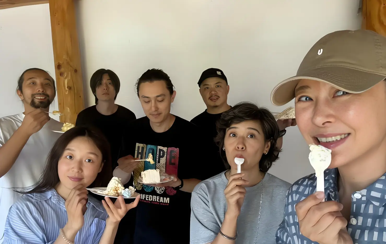 别人追求婚姻归宿，柯蓝偏爱自由！58岁无牵无挂活成顶配人生