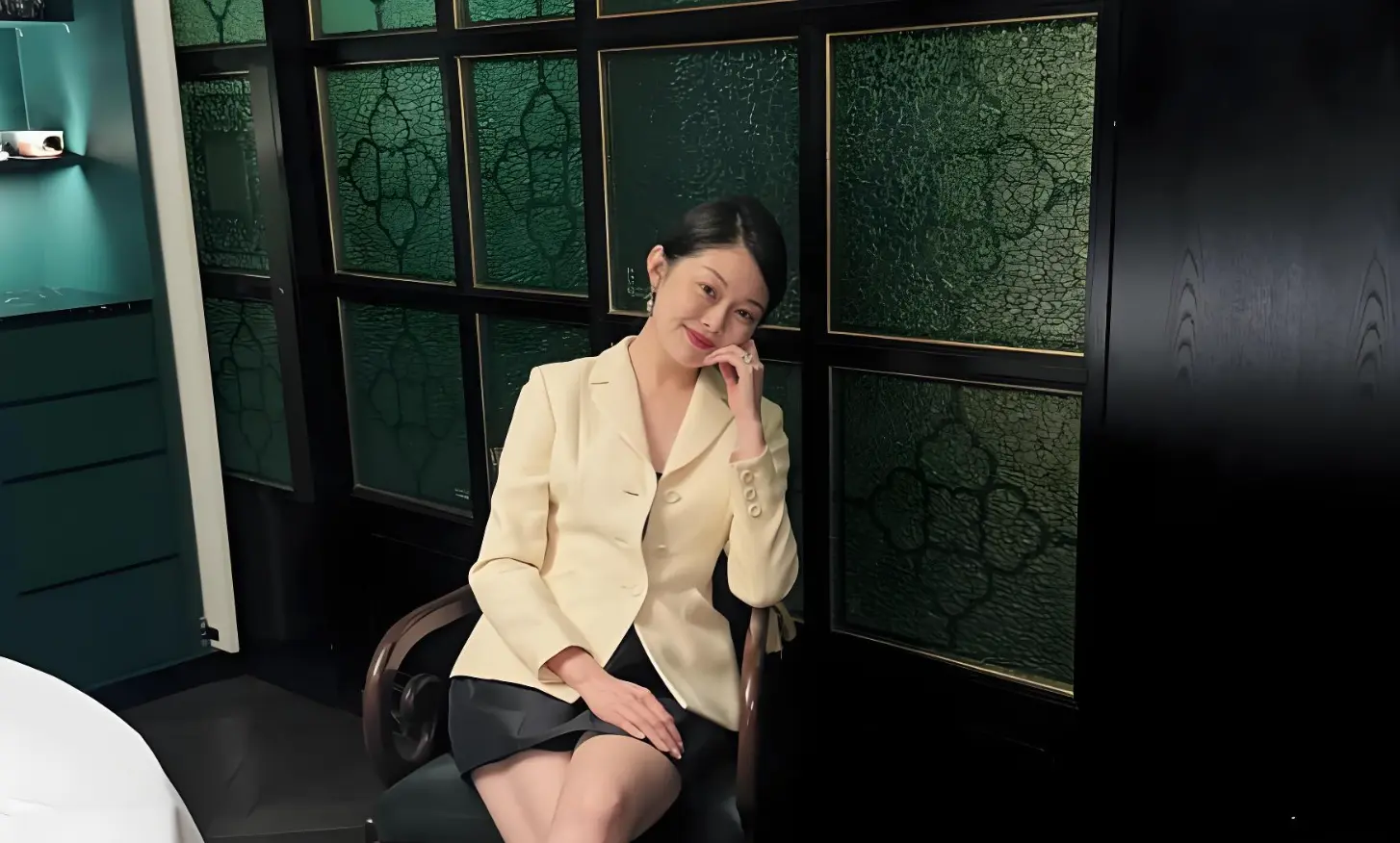顶流网红晚晚疑似怀孕，腹部隆起状态明显