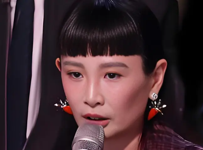 《歌手》制片人回应选曲争议：决定权在歌手手里，但庾澄庆魏如萱为何被淘汰