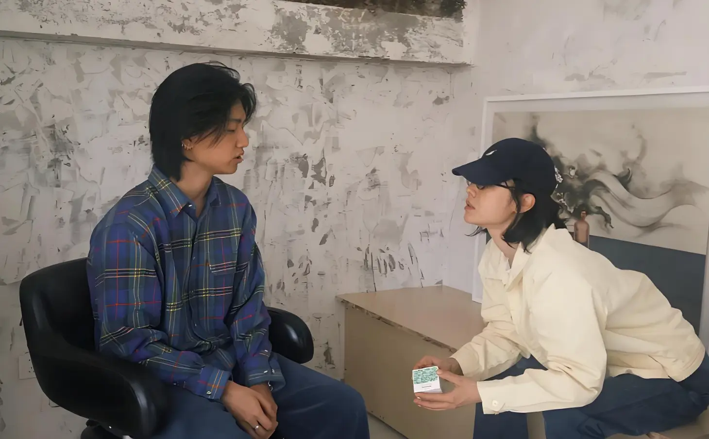 母子同框宛如姐弟，白百何用十几年陪伴撑起孩子成长