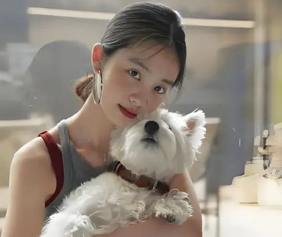 黄多多比基尼生图曝光，从乖乖女到性感叛逆，舆论直接翻车