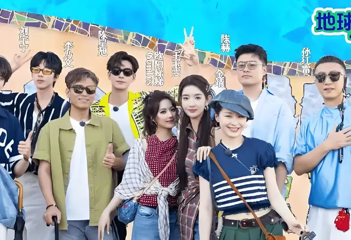 豆瓣8.2分却越看越没劲，《地球超新鲜2》专供粉丝，路人压根不想点开