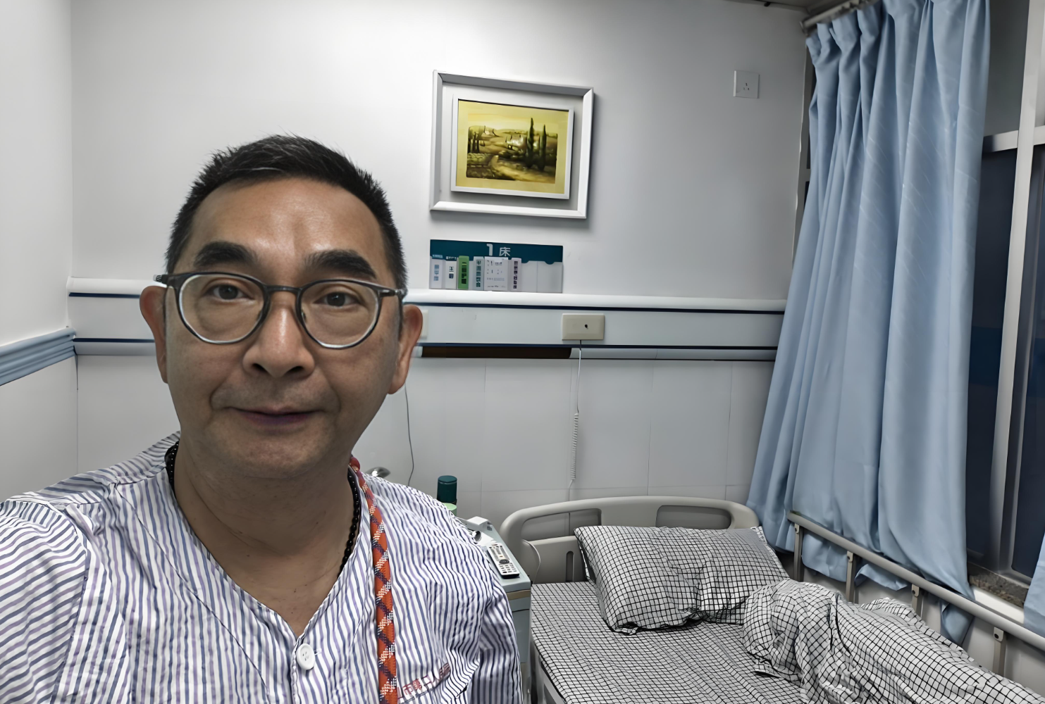 TVB御用奸人陈少邦顺利完成手术！术后状态良好，隔天顺利出院